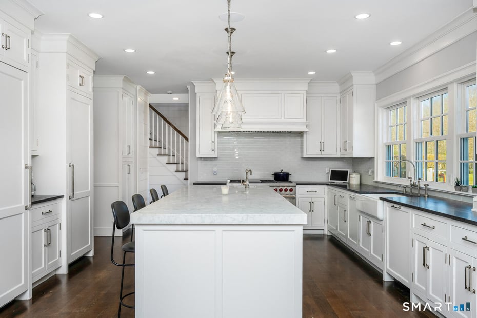 304 Brookside Road Photo 7