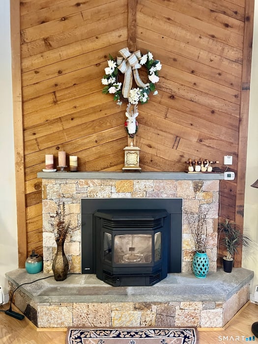 373 Trailsend Drive Photo 4