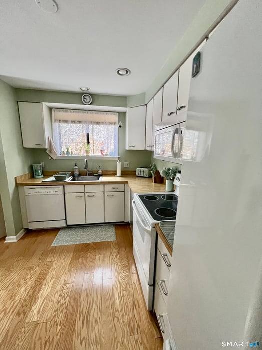 373 Trailsend Drive Photo 8