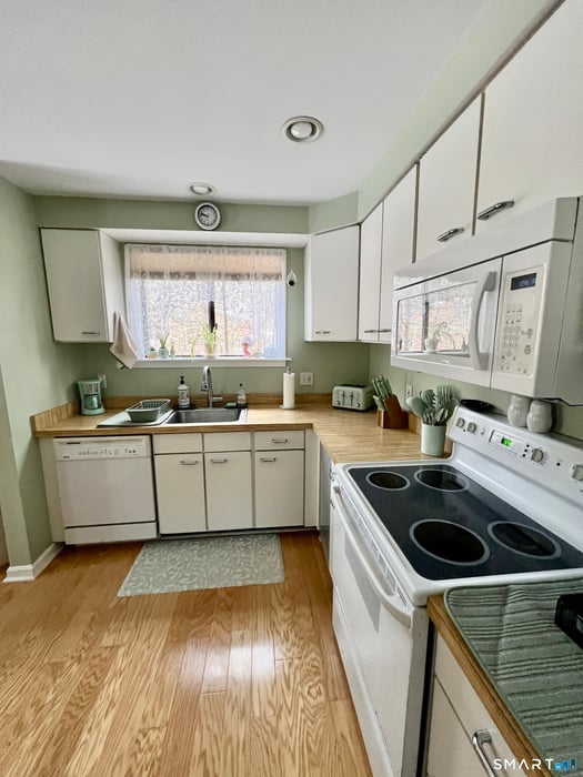 373 Trailsend Drive Photo 10