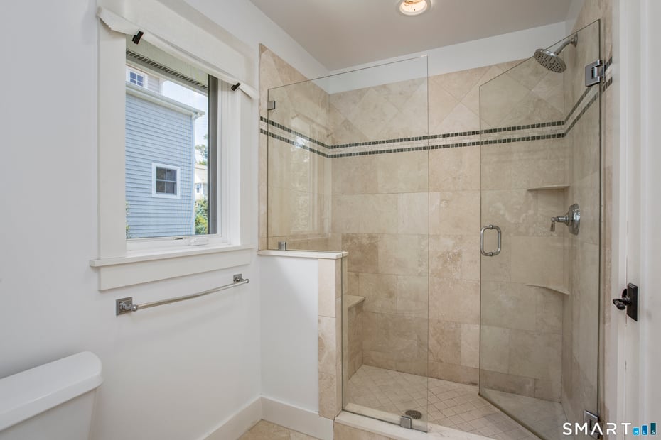 14 Burr Road Photo 16