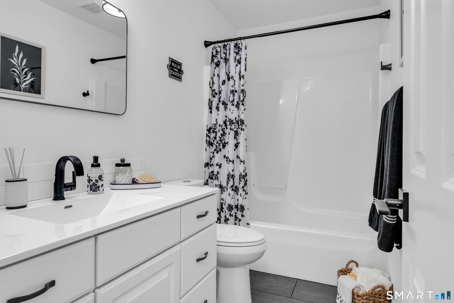 672 Route 81 Photo 27