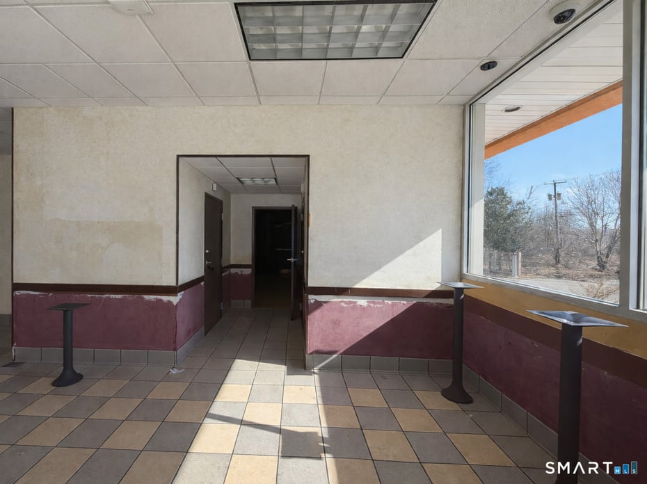 641 Norwich New London Turnpike Photo 6
