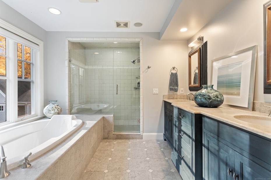 6 Winthrop Hills Photo 21