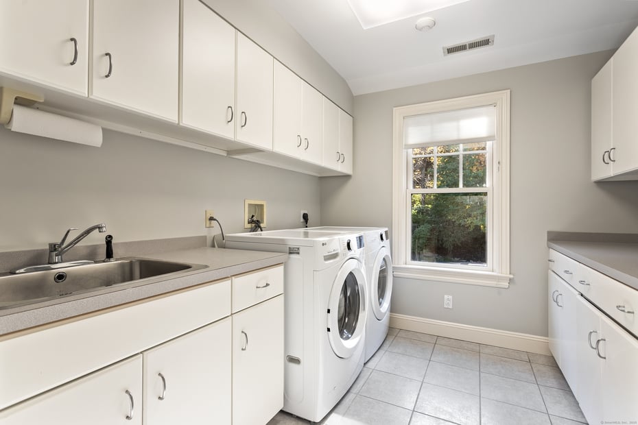 6 Winthrop Hills Photo 30