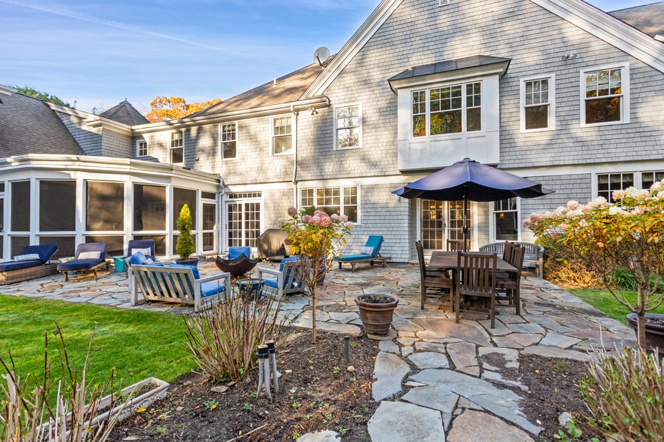 6 Winthrop Hills Photo 35