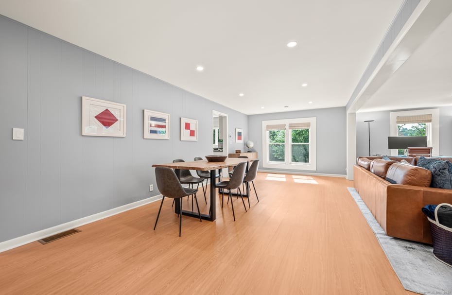 45 Hill Top Road Photo 12