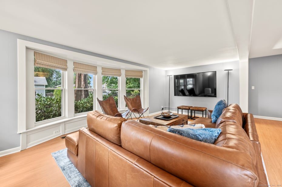 45 Hill Top Road Photo 15