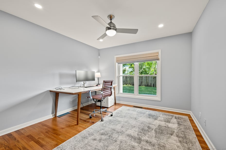 45 Hill Top Road Photo 24