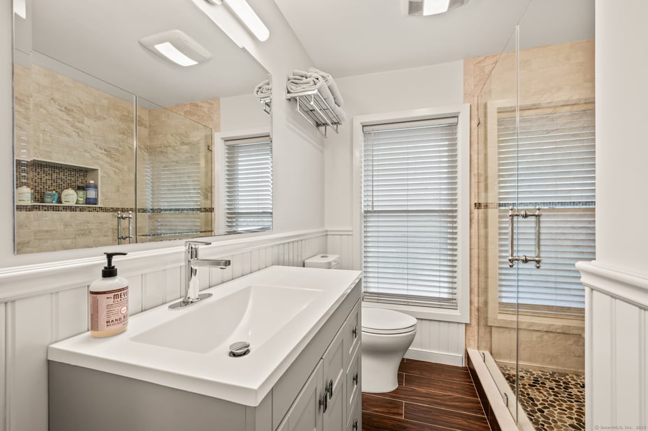 45 Hill Top Road Photo 26