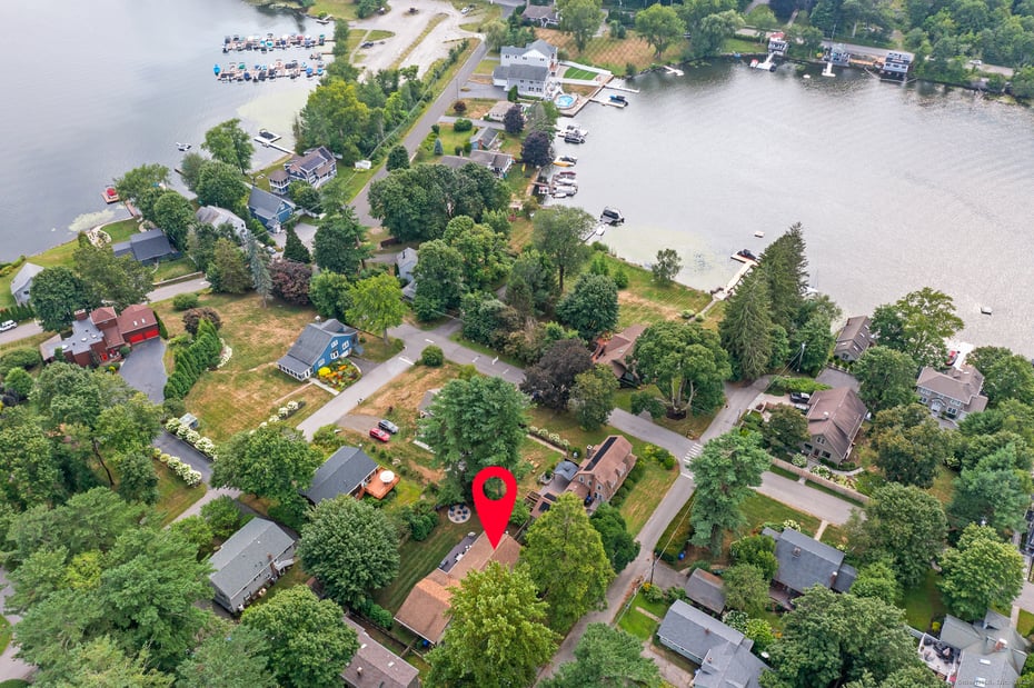 45 Hill Top Road Photo 32