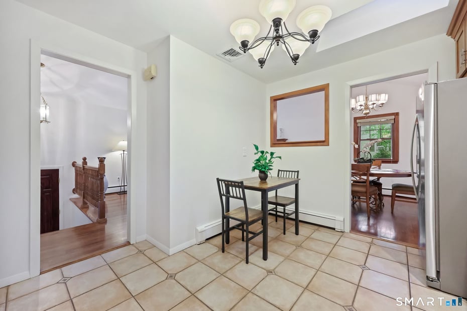 8 Dorset Road Photo 9