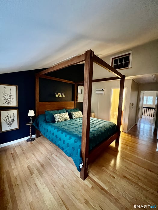 473 Evergreen Road Photo 16