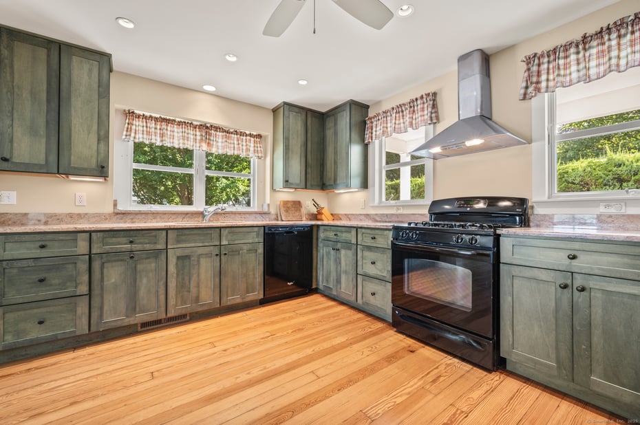 424 Bantam Lake Road Photo 16