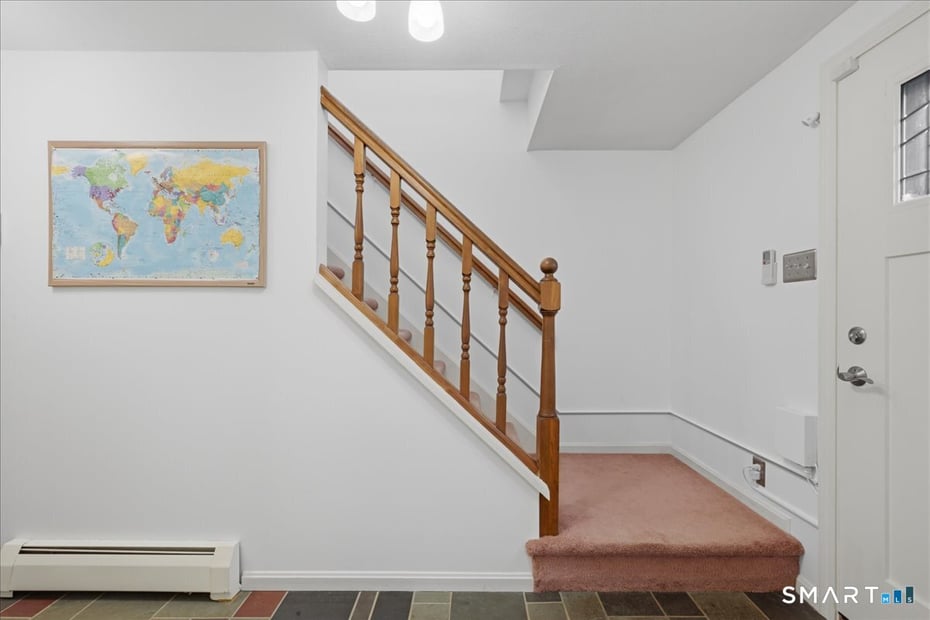 393 Forsyth Road Photo 24