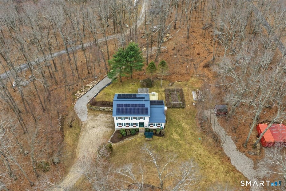 393 Forsyth Road Photo 36