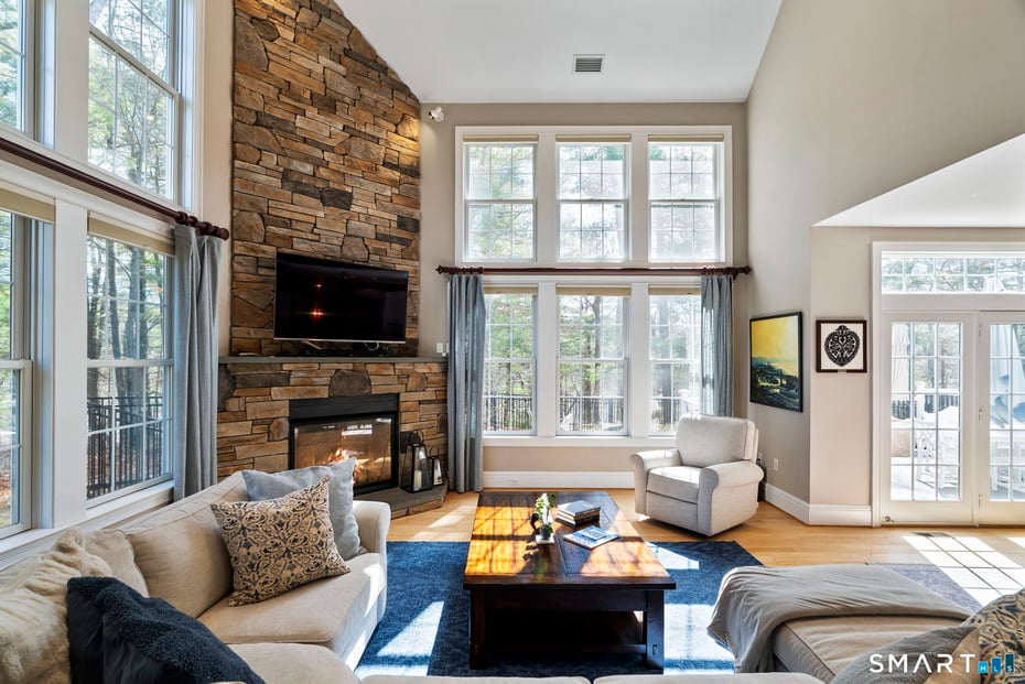 1197 Neipsic Road Photo 12