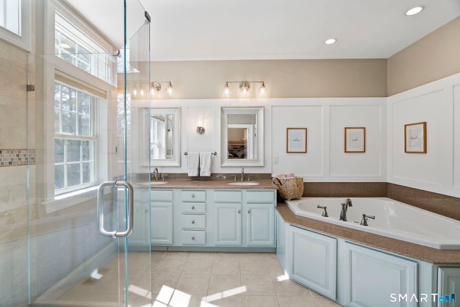 1197 Neipsic Road Photo 22