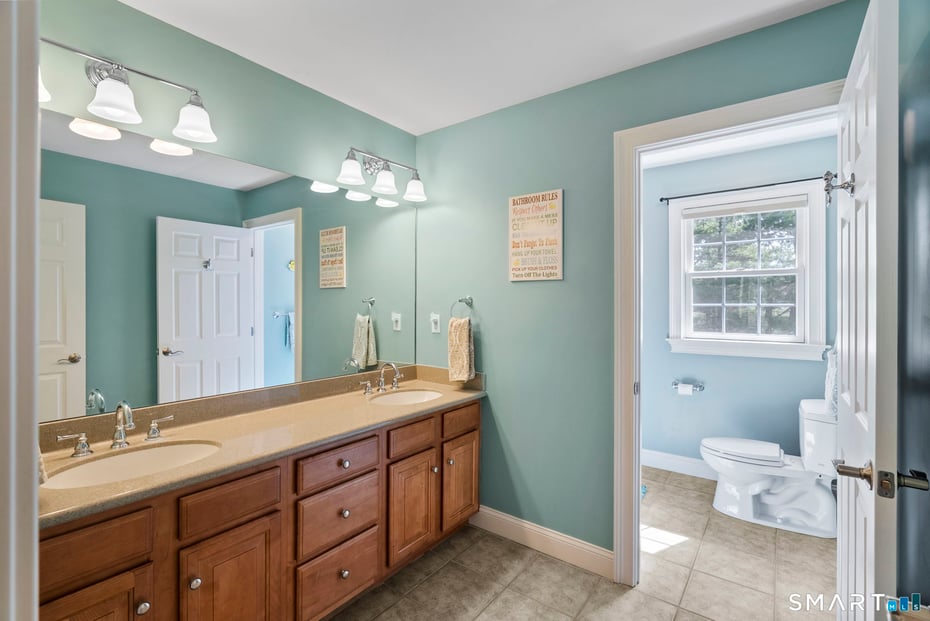 1197 Neipsic Road Photo 29