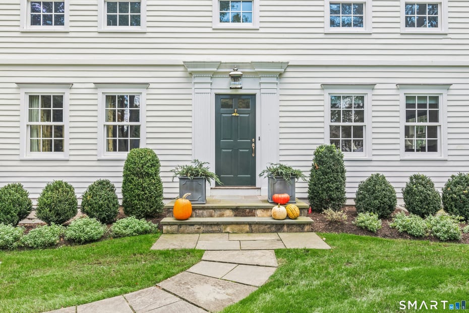 12 Sunset Road Photo 2