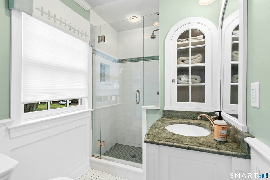 12 Sunset Road Photo 24