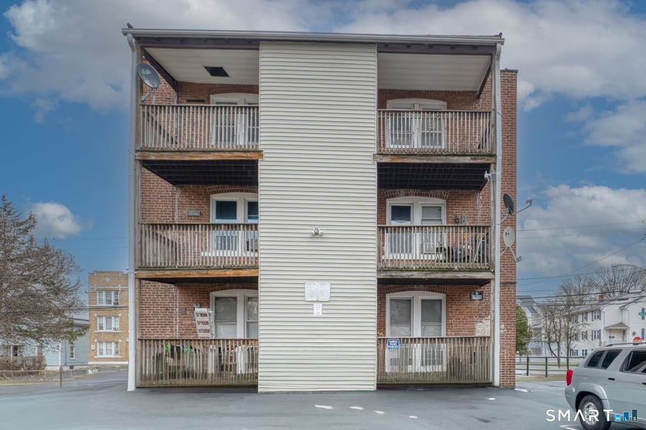 152 Oak Street  #3S Photo 3