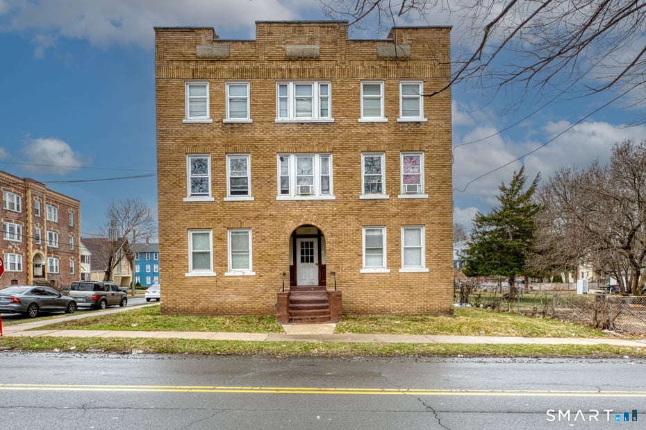 152 Oak Street  #1N Photo 1