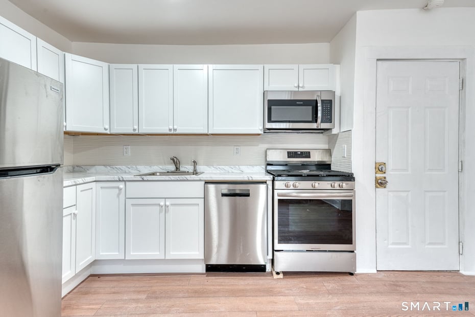 152 Oak Street  #1N Photo 8