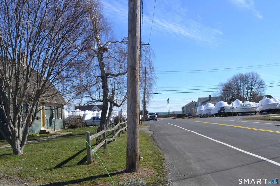 11 Smith Avenue Photo 6