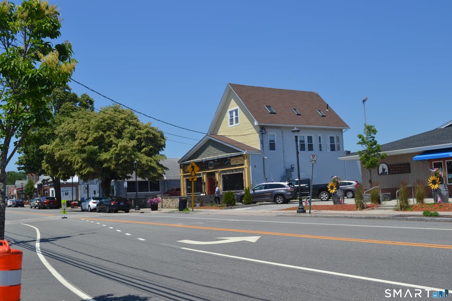 11 Smith Avenue Photo 17