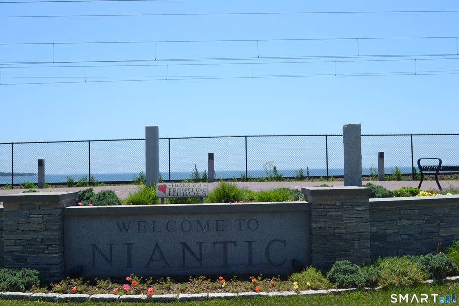 11 Smith Avenue Photo 18