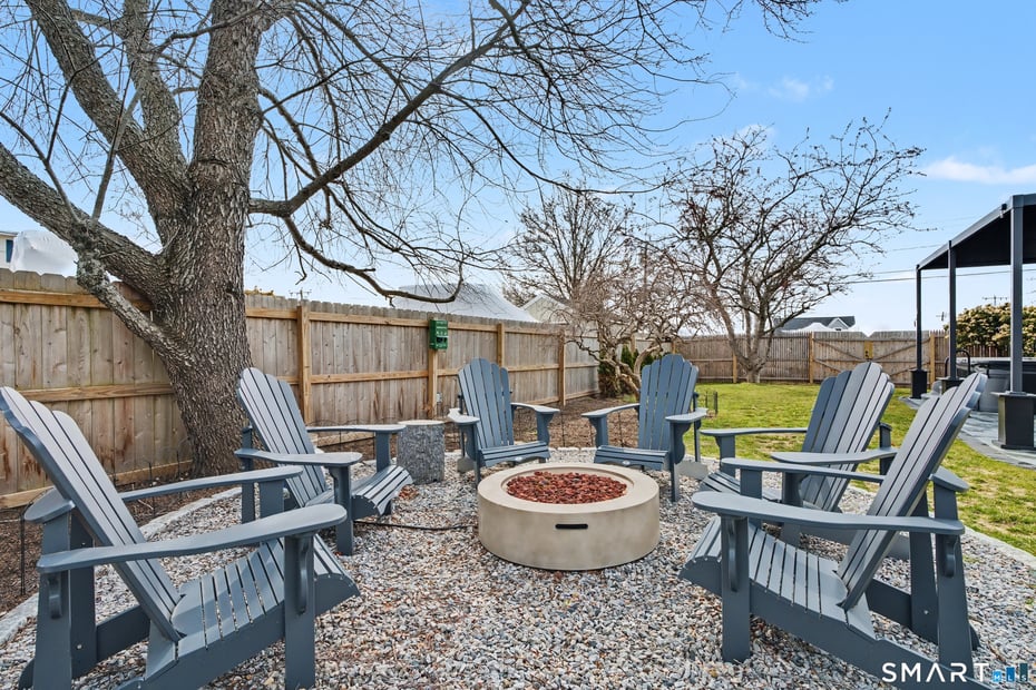 11 Smith Avenue Photo 33