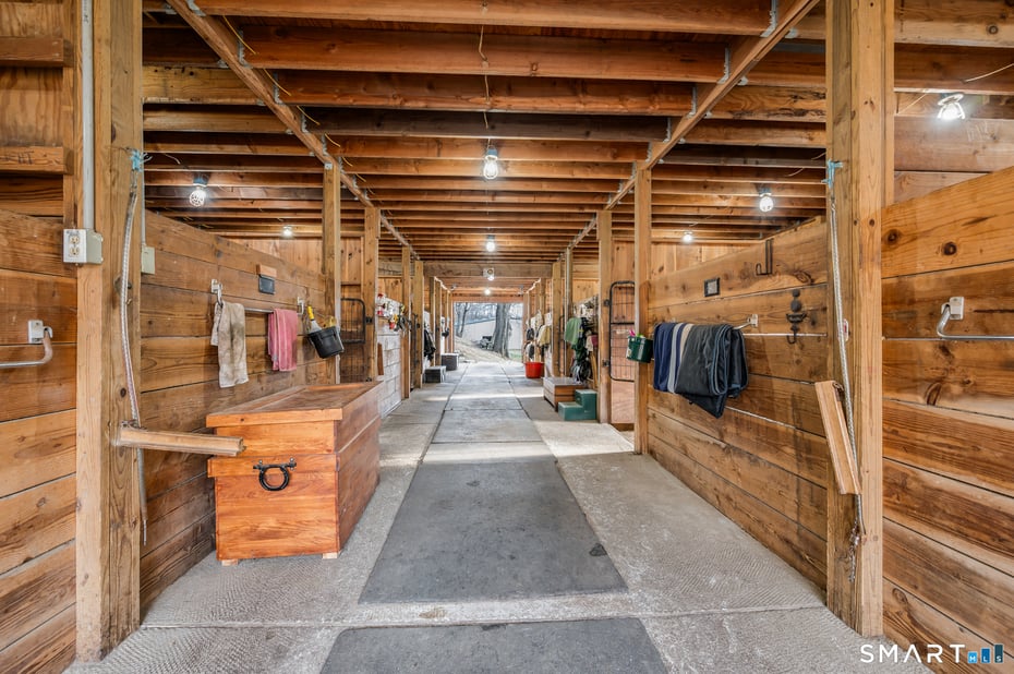 76 Cowles Road Photo 4