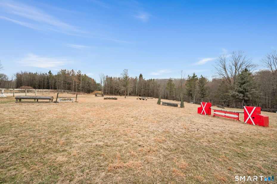 76 Cowles Road Photo 16