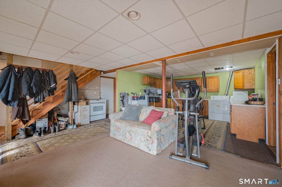 76 Cowles Road Photo 35