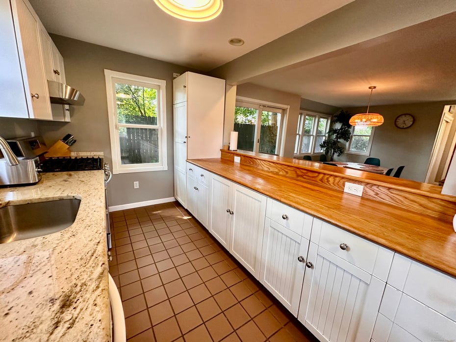 44 Warren Street Photo 14