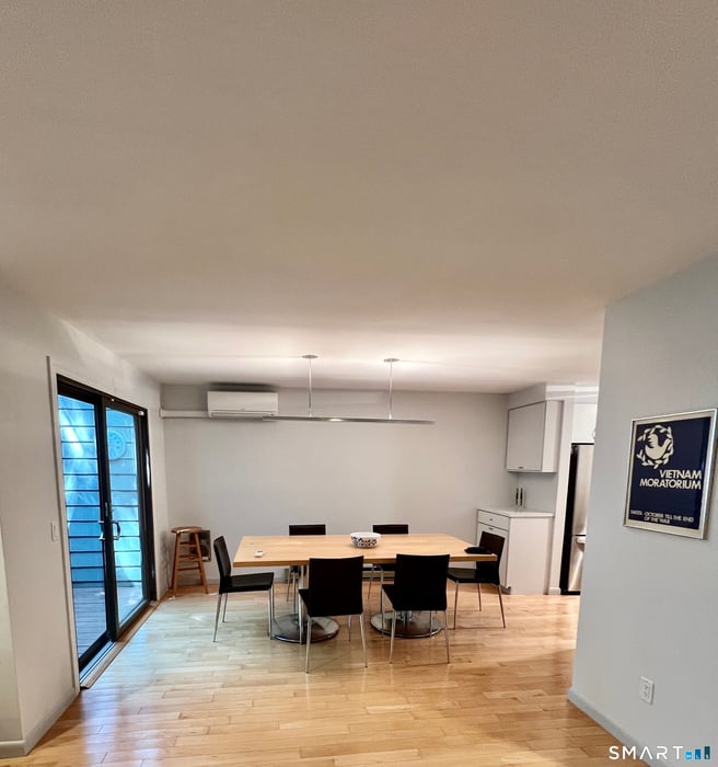 330 Ledge Drive Photo 7