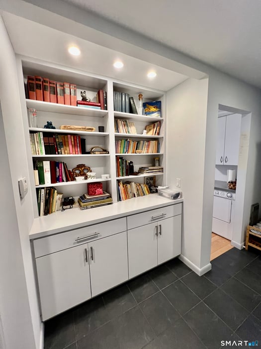 330 Ledge Drive Photo 11