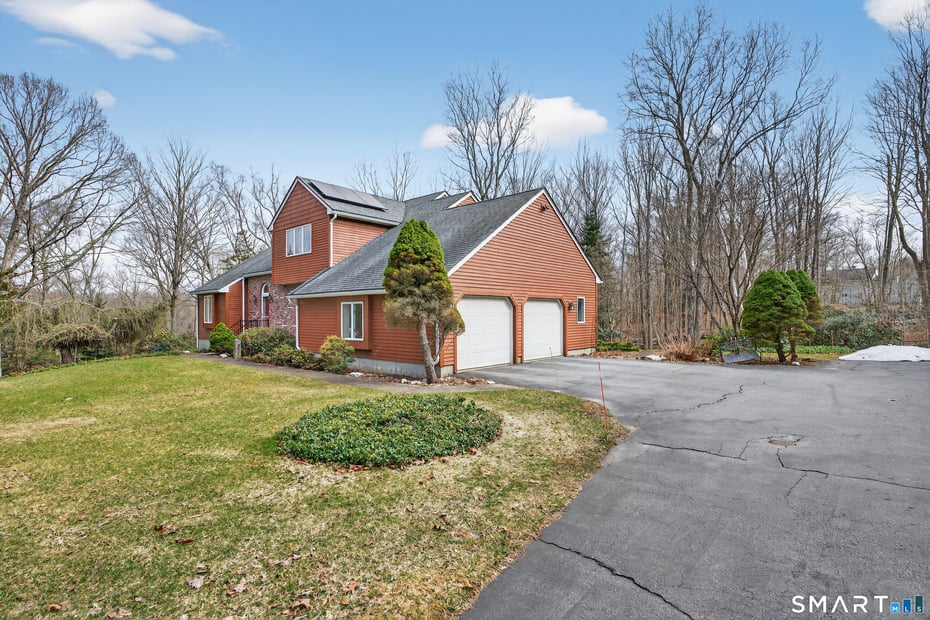 33 Valley Drive Photo 4