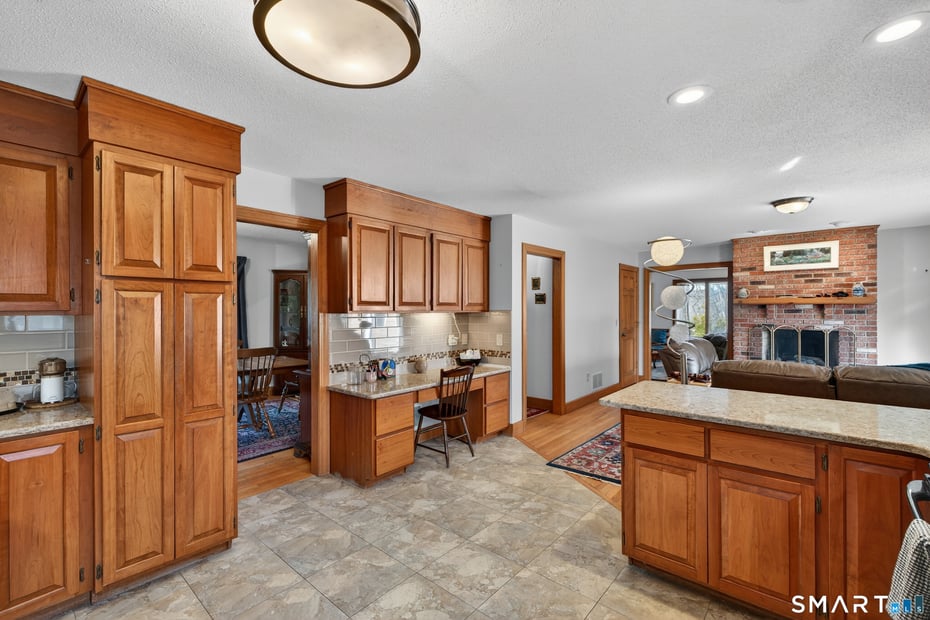 33 Valley Drive Photo 13