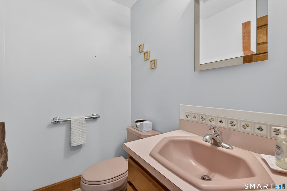 33 Valley Drive Photo 24