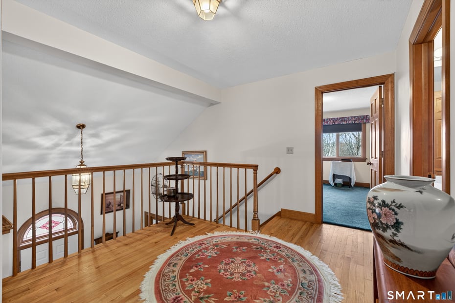 33 Valley Drive Photo 26