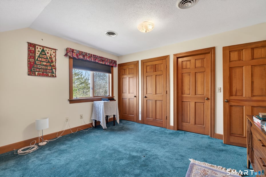 33 Valley Drive Photo 30