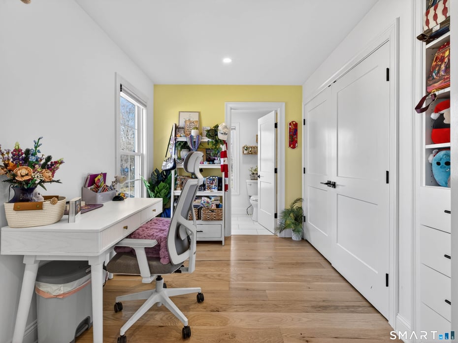 22 Park Drive Photo 23