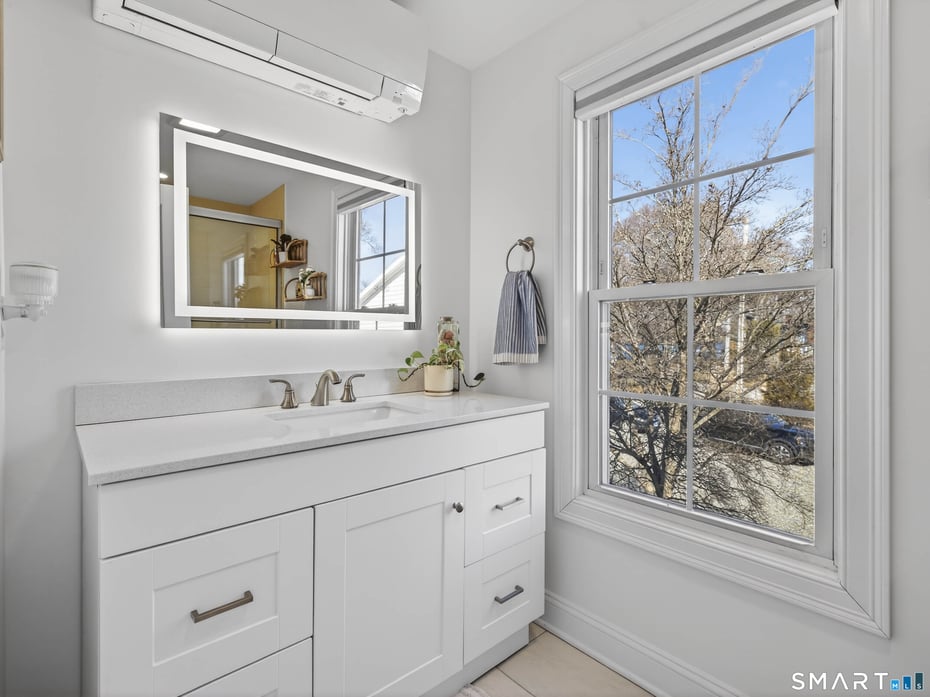 22 Park Drive Photo 24