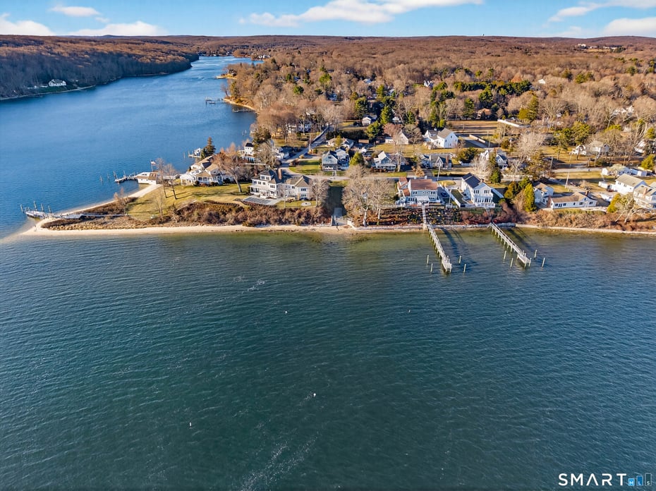 22 Park Drive Photo 37