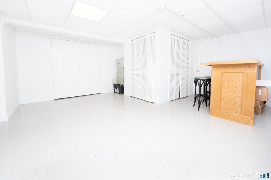 35 Golden Hill Lane Photo 26