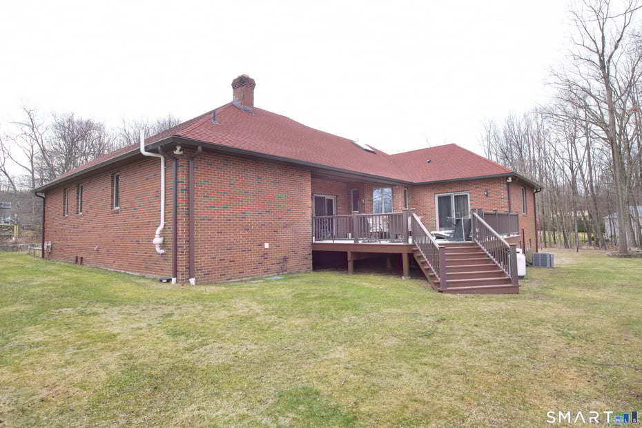 35 Golden Hill Lane Photo 37