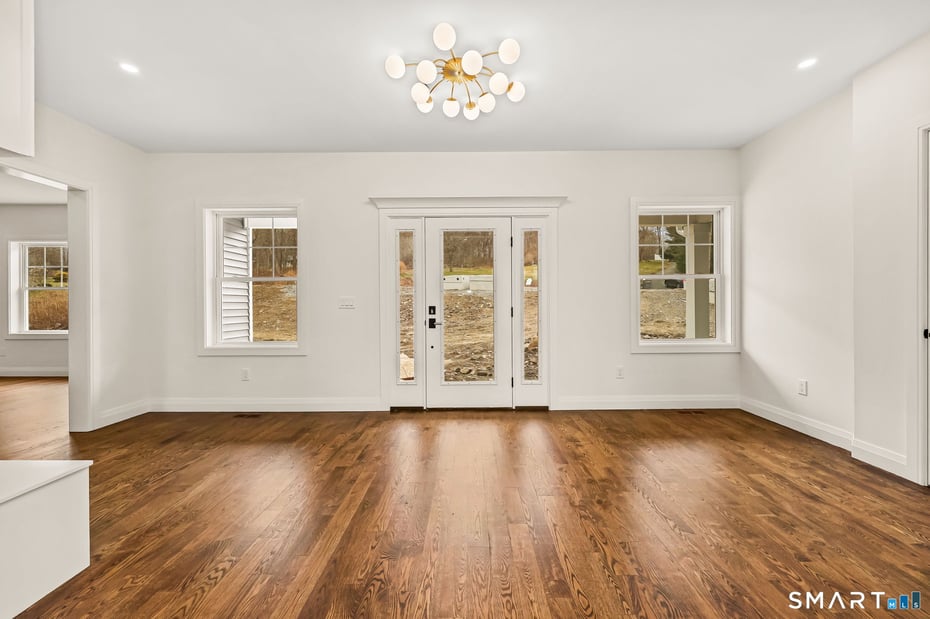 41 Crown View Drive Photo 2