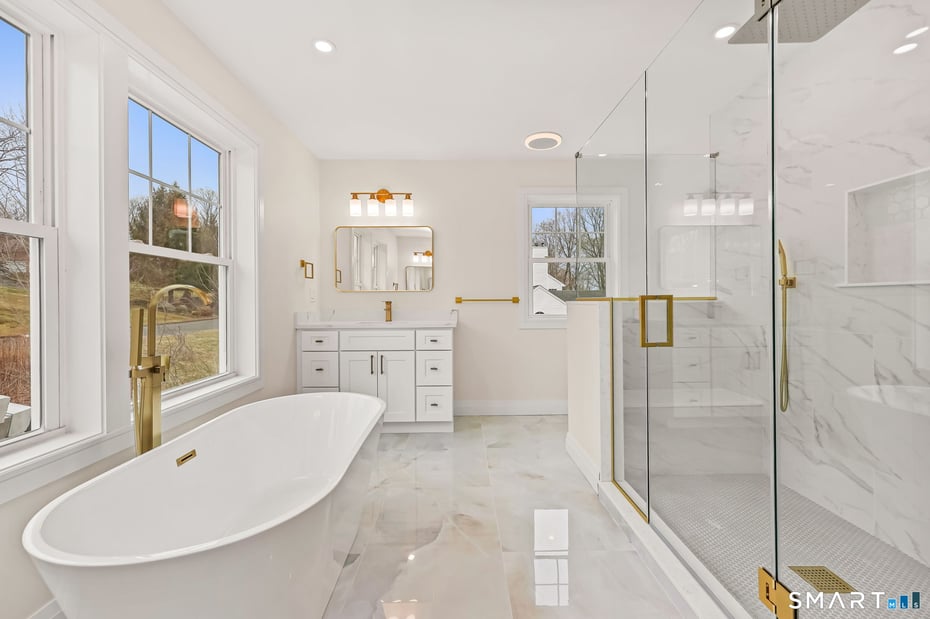 41 Crown View Drive Photo 28